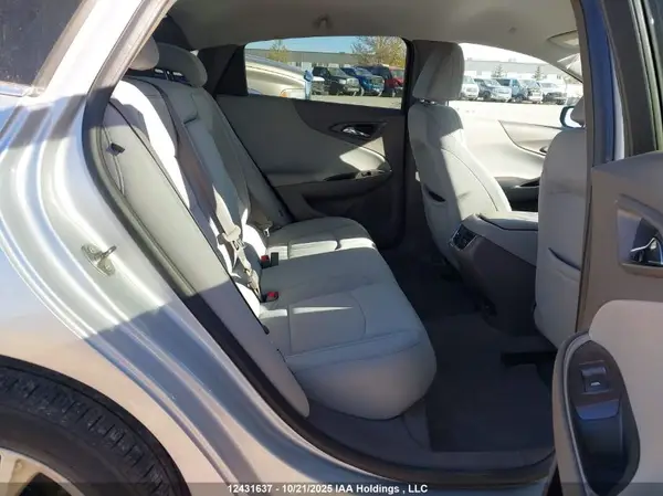 1G1ZE5ST8HF263108 2017 CHEVROLET MALIBU - Image 8