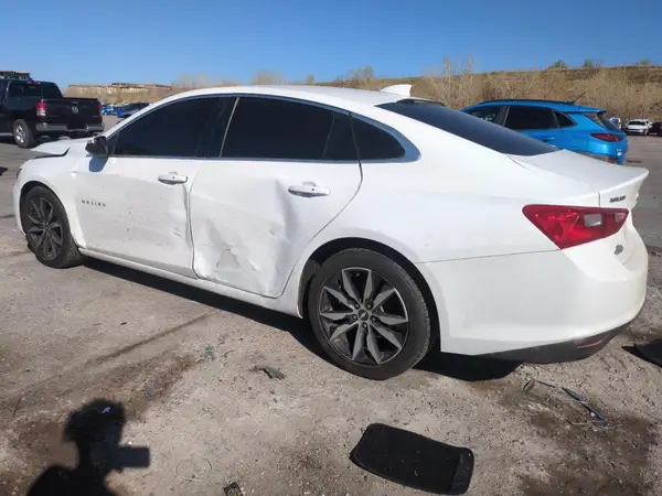 1G1ZE5ST8HF263352 2017 CHEVROLET MALIBU - Image 2