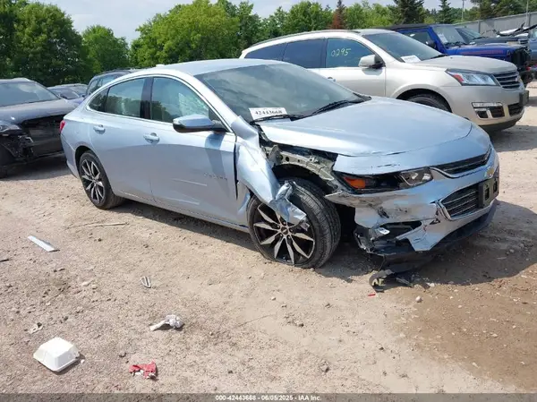 1G1ZE5ST8HF269927 2017 CHEVROLET MALIBU - Image 1