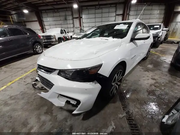 1G1ZE5ST8HF278739 2017 CHEVROLET MALIBU - Image 2