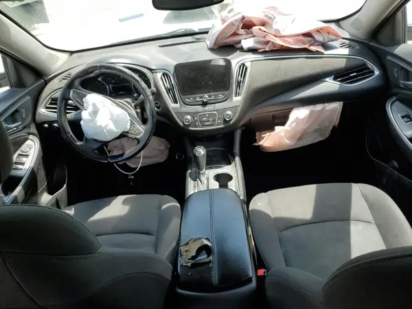 1G1ZE5ST8HF278806 2017 CHEVROLET MALIBU - Image 8