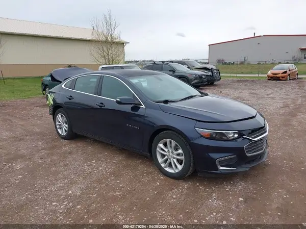 1G1ZE5ST8HF289370 2017 CHEVROLET MALIBU - Image 1
