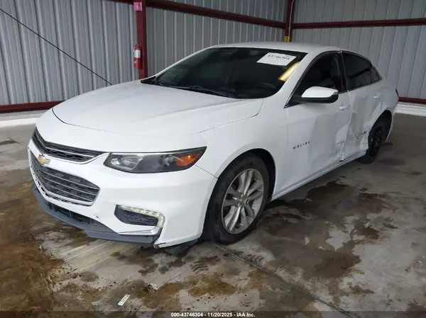 1G1ZE5ST9GF304375 2016 CHEVROLET MALIBU - Image 2