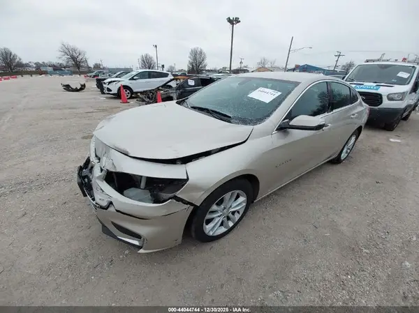 1G1ZE5ST9GF321810 2016 CHEVROLET MALIBU - Image 2