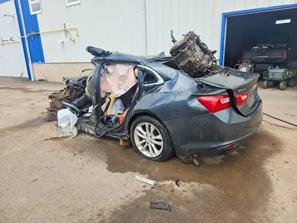 1G1ZE5ST9GF348327 2016 CHEVROLET MALIBU - Image 2