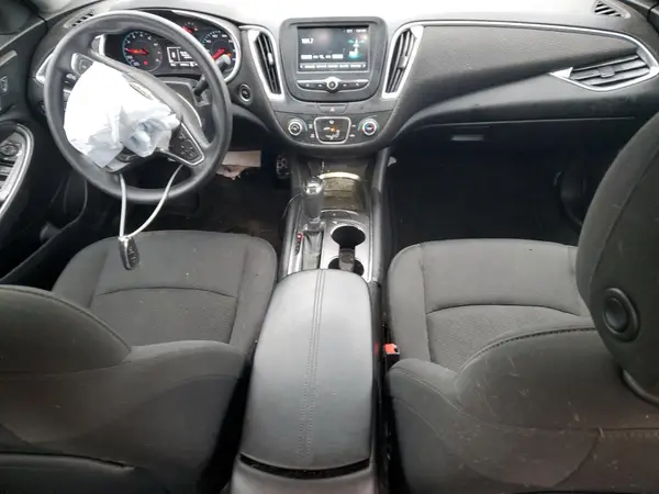 1G1ZE5ST9HF100662 2017 CHEVROLET MALIBU - Image 8