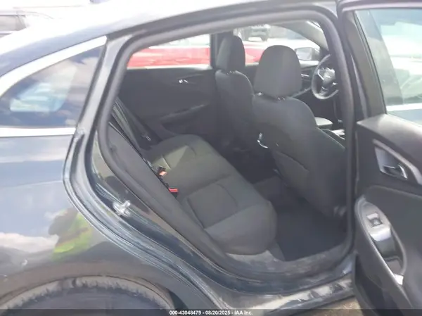 1G1ZE5ST9HF101049 2017 CHEVROLET MALIBU - Image 8