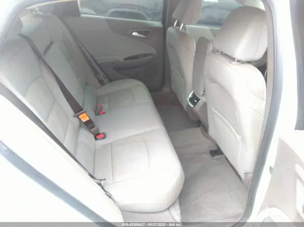 1G1ZE5ST9HF104694 2017 CHEVROLET MALIBU - Image 8