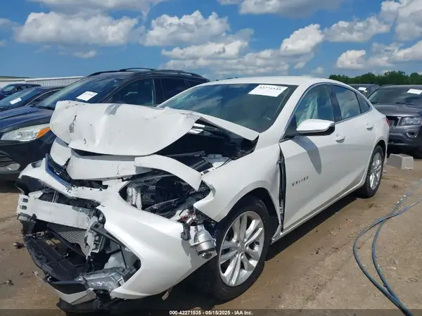 1G1ZE5ST9HF106722 2017 CHEVROLET MALIBU - Image 2