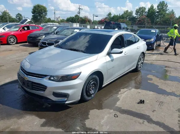 1G1ZE5ST9HF108017 2017 CHEVROLET MALIBU - Image 2