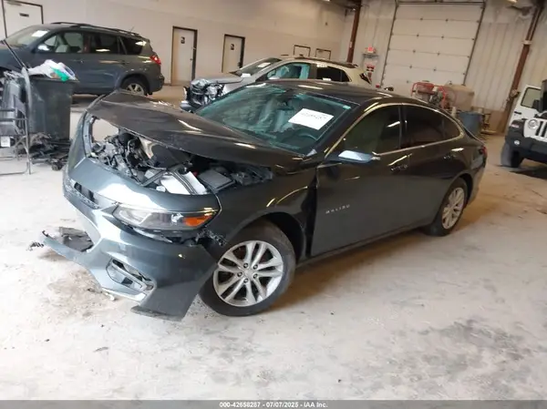 1G1ZE5ST9HF111824 2017 CHEVROLET MALIBU - Image 2