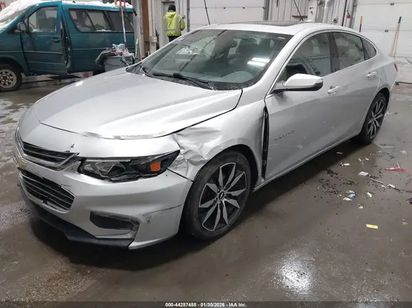 1G1ZE5ST9HF121396 2017 CHEVROLET MALIBU - Image 2