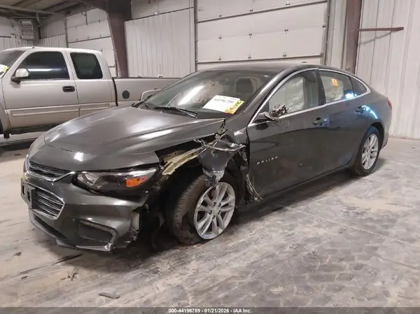 1G1ZE5ST9HF122550 2017 CHEVROLET MALIBU - Image 2