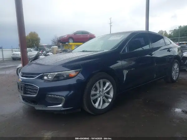 1G1ZE5ST9HF127201 2017 CHEVROLET MALIBU - Image 2