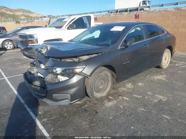 1G1ZE5ST9HF127585 2017 CHEVROLET MALIBU - Image 2