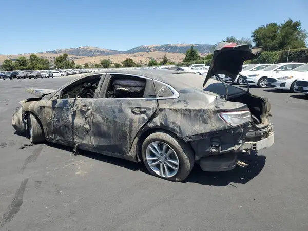 1G1ZE5ST9HF131068 2017 CHEVROLET MALIBU - Image 2