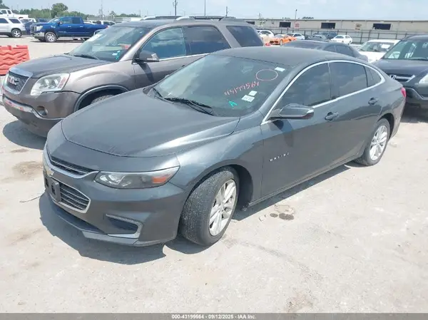 1G1ZE5ST9HF131460 2017 CHEVROLET MALIBU - Image 2