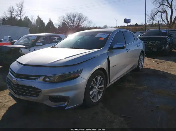1G1ZE5ST9HF132351 2017 CHEVROLET MALIBU - Image 2