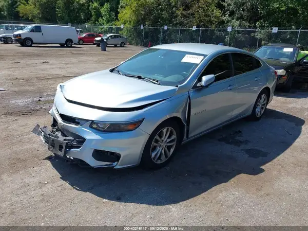 1G1ZE5ST9HF136254 2017 CHEVROLET MALIBU - Image 2