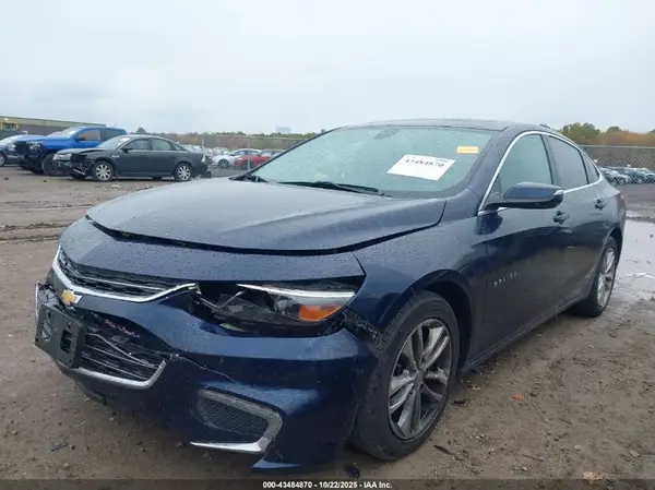 1G1ZE5ST9HF137940 2017 CHEVROLET MALIBU - Image 2