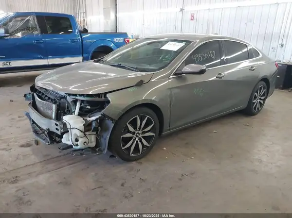 1G1ZE5ST9HF141132 2017 CHEVROLET MALIBU - Image 2
