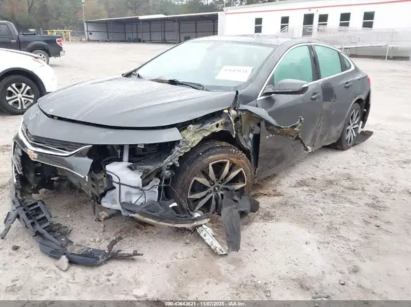 1G1ZE5ST9HF157573 2017 CHEVROLET MALIBU - Image 2