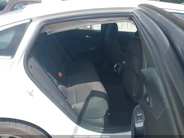 1G1ZE5ST9HF161008 2017 CHEVROLET MALIBU - Image 8