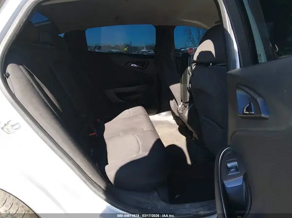 1G1ZE5ST9HF183252 2017 CHEVROLET MALIBU - Image 8