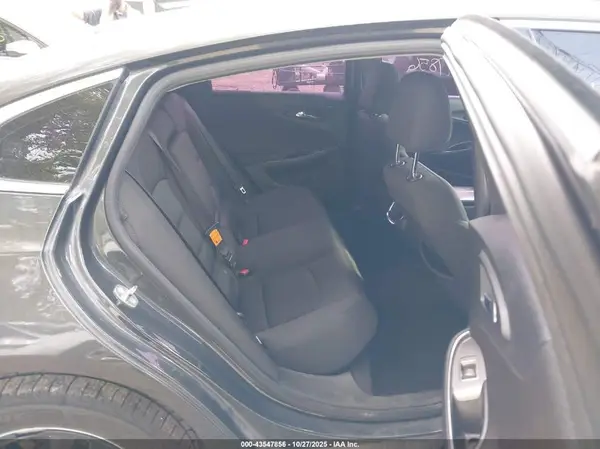 1G1ZE5ST9HF204939 2017 CHEVROLET MALIBU - Image 8