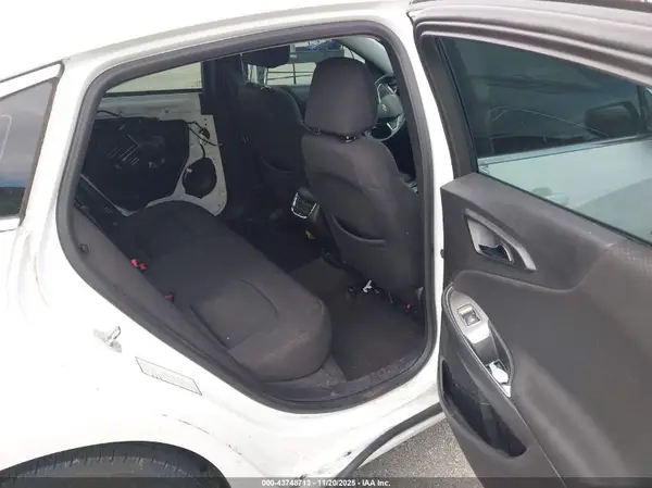 1G1ZE5ST9HF205881 2017 CHEVROLET MALIBU - Image 8