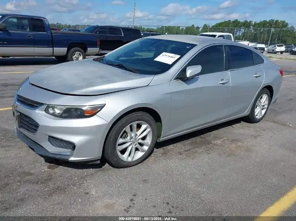 1G1ZE5ST9HF207095 2017 CHEVROLET MALIBU - Image 2