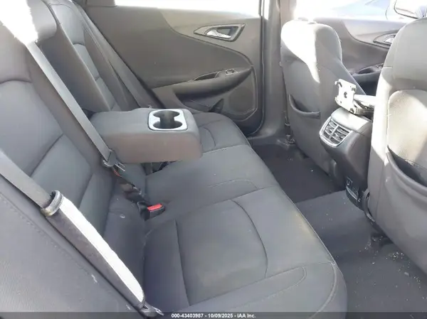 1G1ZE5ST9HF208716 2017 CHEVROLET MALIBU - Image 8