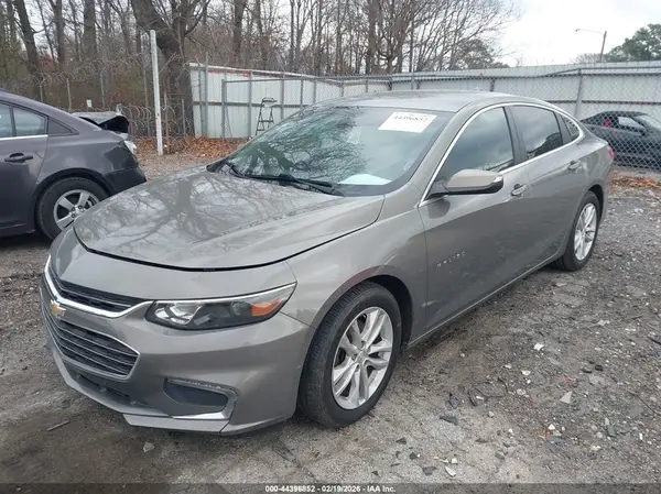 1G1ZE5ST9HF239528 2017 CHEVROLET MALIBU - Image 2