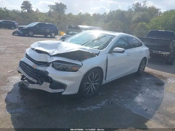 1G1ZE5STXGF172419 2016 CHEVROLET MALIBU - Image 2