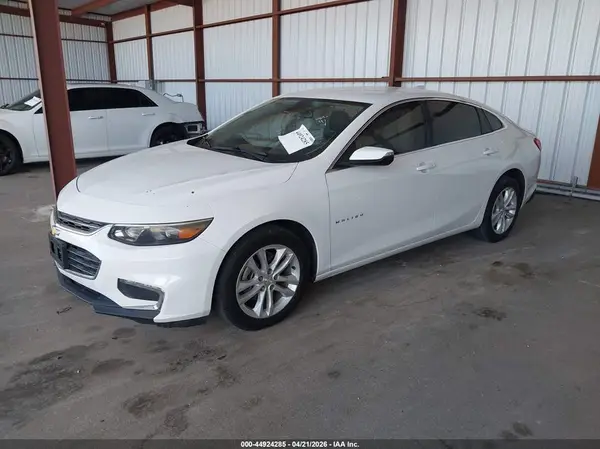 1G1ZE5STXGF174171 2016 CHEVROLET MALIBU - Image 2