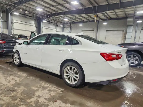 1G1ZE5STXGF175689 2016 CHEVROLET MALIBU - Image 2