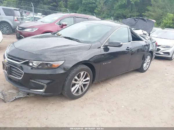 1G1ZE5STXGF183811 2016 CHEVROLET MALIBU - Image 2