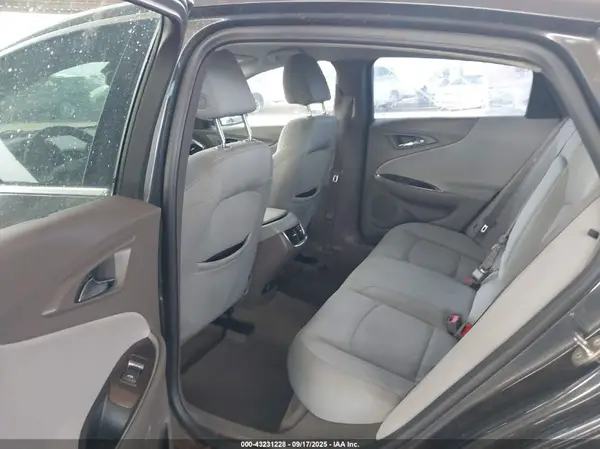 1G1ZE5STXGF204771 2016 CHEVROLET MALIBU - Image 8
