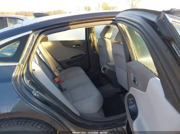 1G1ZE5STXGF205290 2016 CHEVROLET MALIBU - Image 8