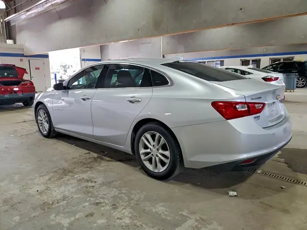 1G1ZE5STXGF207847 2016 CHEVROLET MALIBU - Image 2