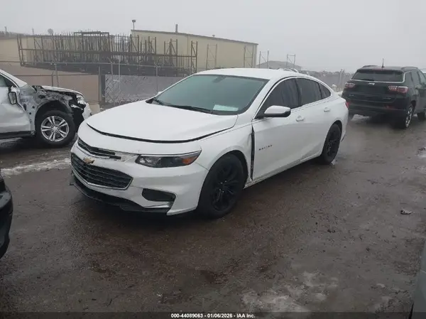 1G1ZE5STXGF228195 2016 CHEVROLET MALIBU - Image 2