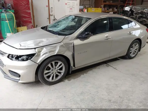 1G1ZE5STXGF293984 2016 CHEVROLET MALIBU - Image 2
