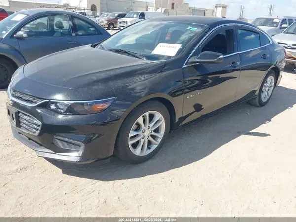1G1ZE5STXGF296125 2016 CHEVROLET MALIBU - Image 2