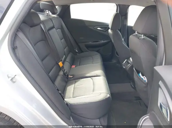 1G1ZE5STXGF322447 2016 CHEVROLET MALIBU - Image 8