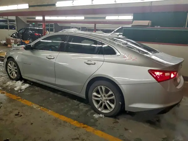 1G1ZE5STXGF323033 2016 CHEVROLET MALIBU - Image 2
