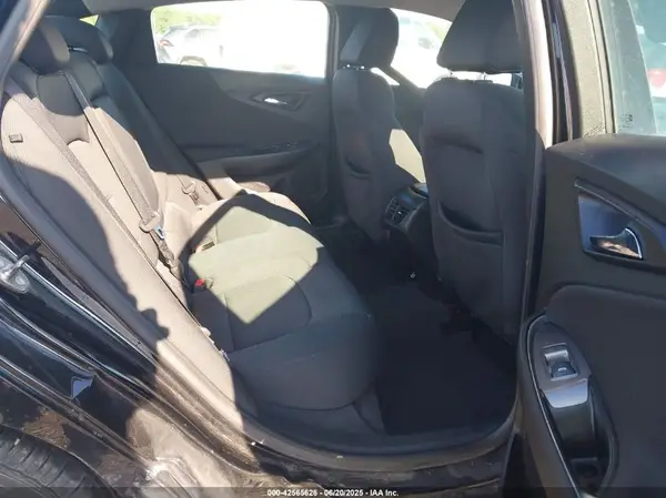 1G1ZE5STXGF339622 2016 CHEVROLET MALIBU - Image 8