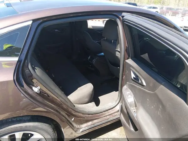 1G1ZE5STXGF359742 2016 CHEVROLET MALIBU - Image 8