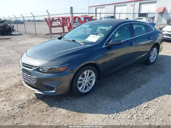 1G1ZE5STXHF100198 2017 CHEVROLET MALIBU - Image 2