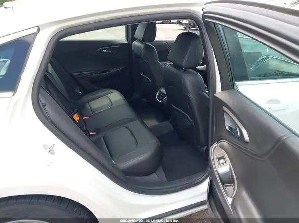 1G1ZE5STXHF100685 2017 CHEVROLET MALIBU - Image 8