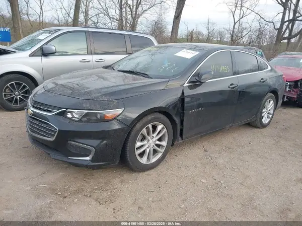 1G1ZE5STXHF105871 2017 CHEVROLET MALIBU - Image 2